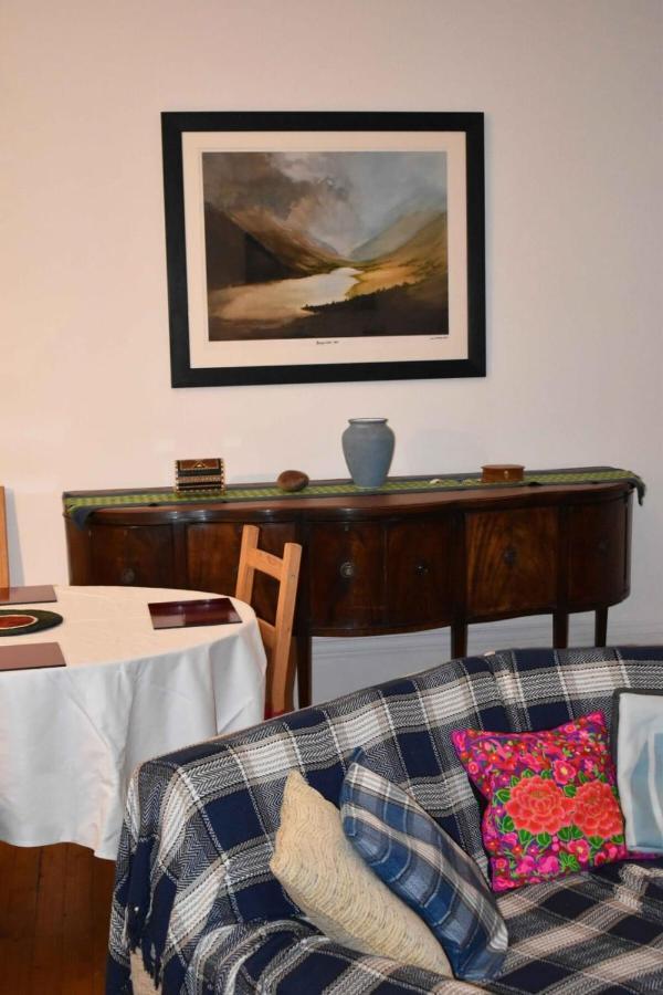 Traditional Apartment Oer The Meadows Edinburg Exteriör bild