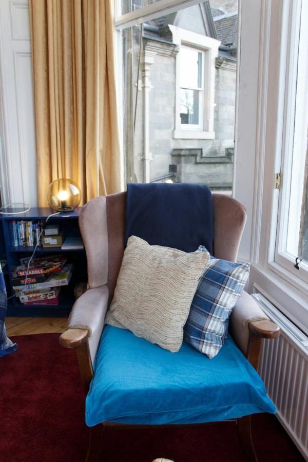Traditional Apartment Oer The Meadows Edinburg Exteriör bild
